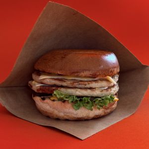 Мега бургер курячий