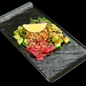 (рис, тунець, огірки, авокадо, чука, понзу, кунжут)<br>200 г<br> Боул з Тунцем